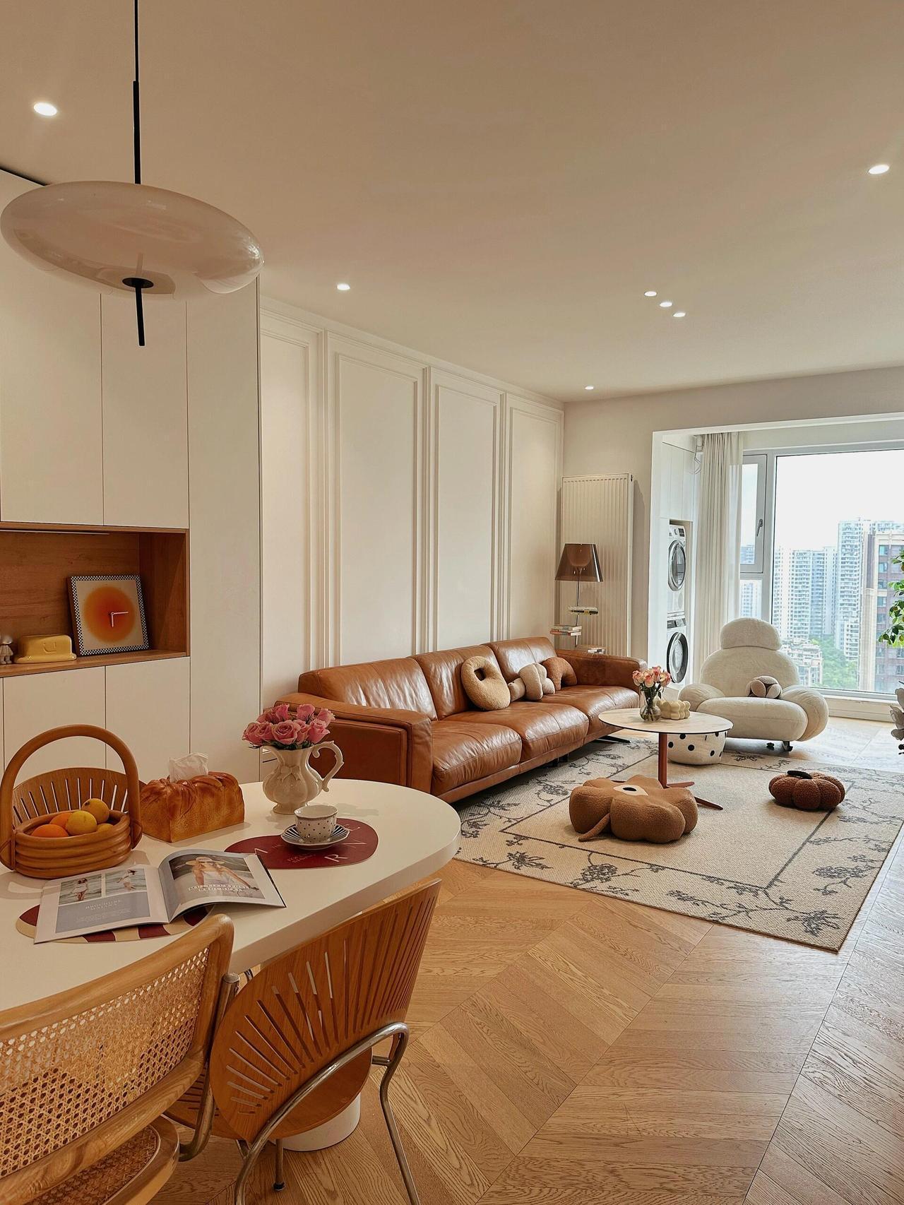 当代年轻人的反骨装修，打造90平梦中情屋
这样的小家住起来会有多舒服？
90后主