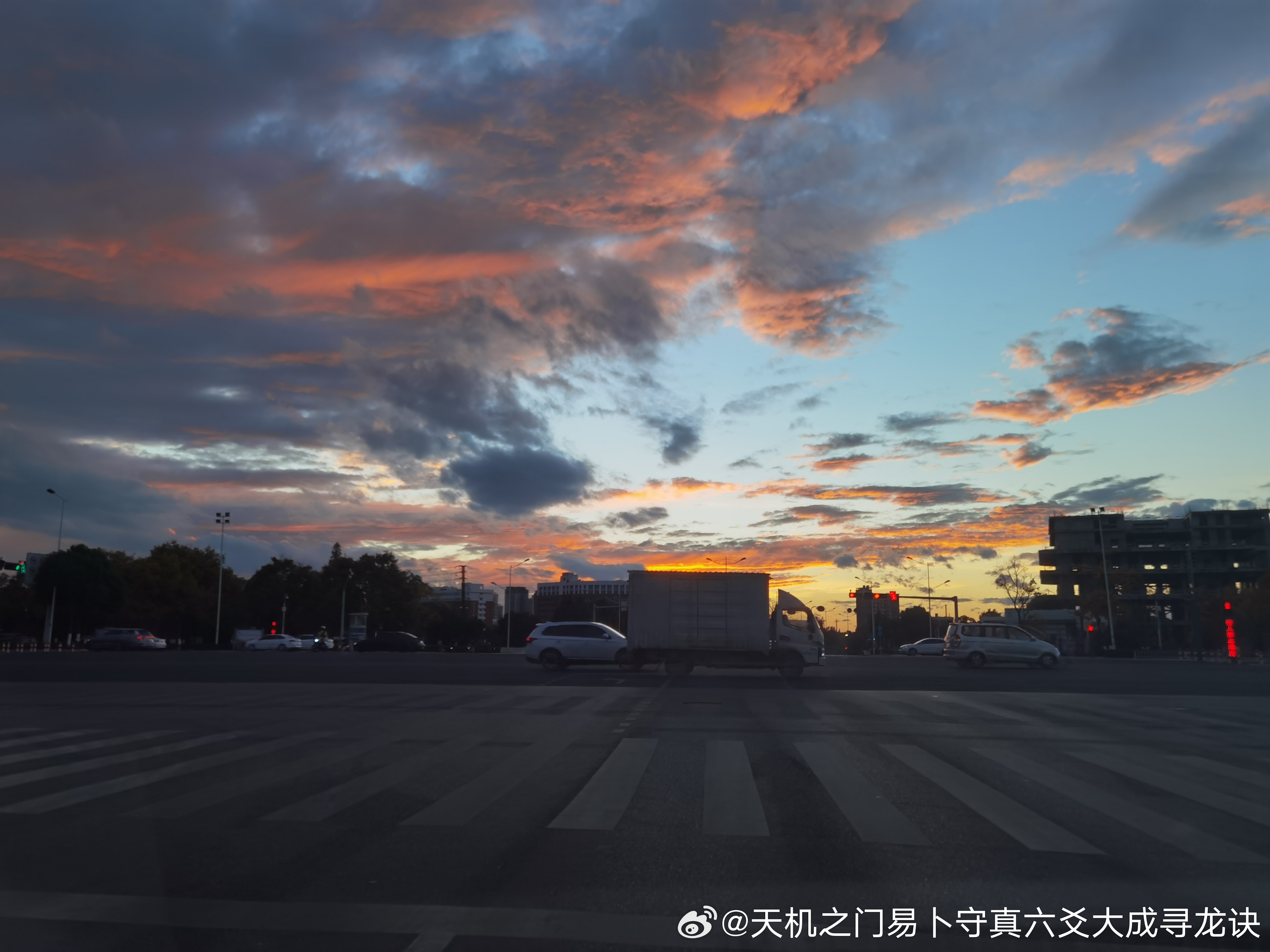 昆明家里烦心事多，想要遇事答疑咨询，易卜一道馆怎么样？生活之中常常会遇到难以抉择