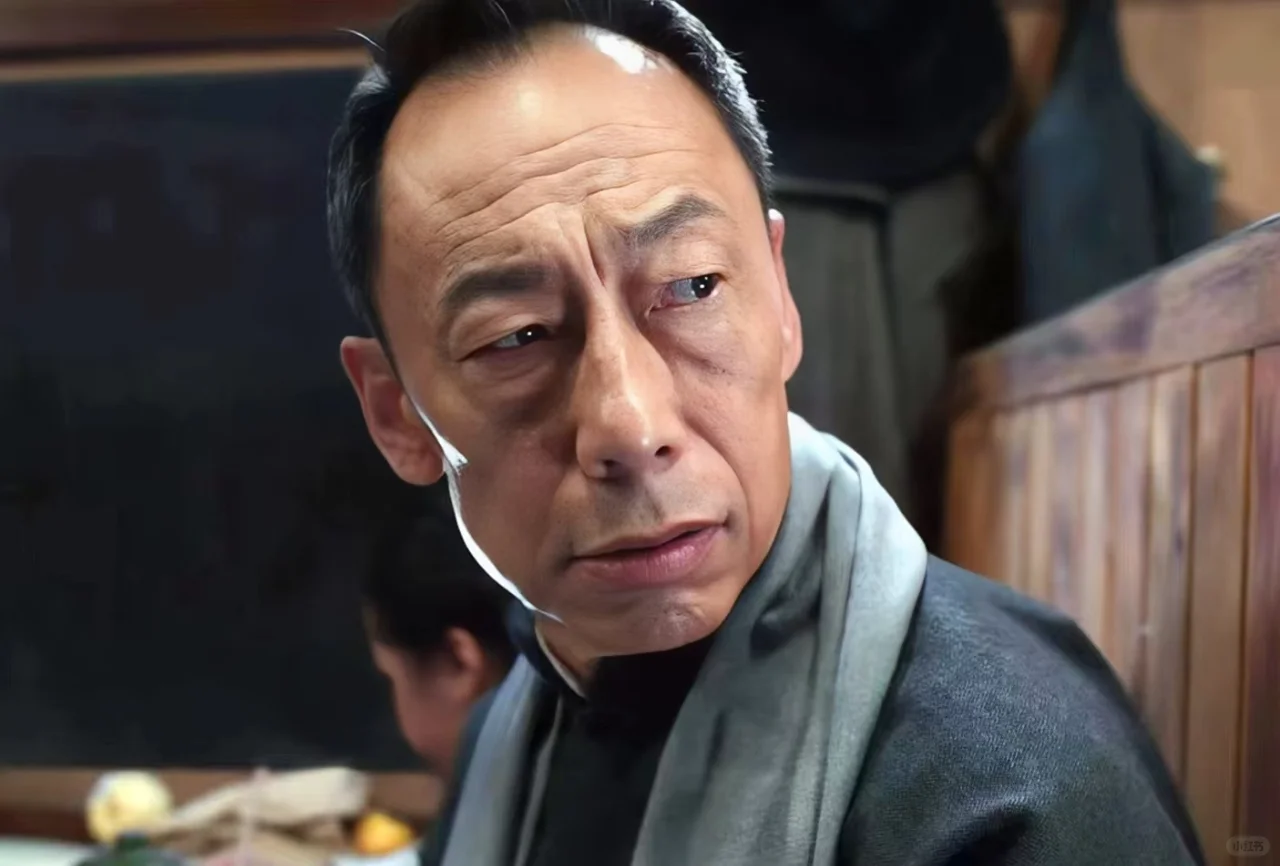 《哈尔滨1944》：灰围巾掌柜比何山还要多余