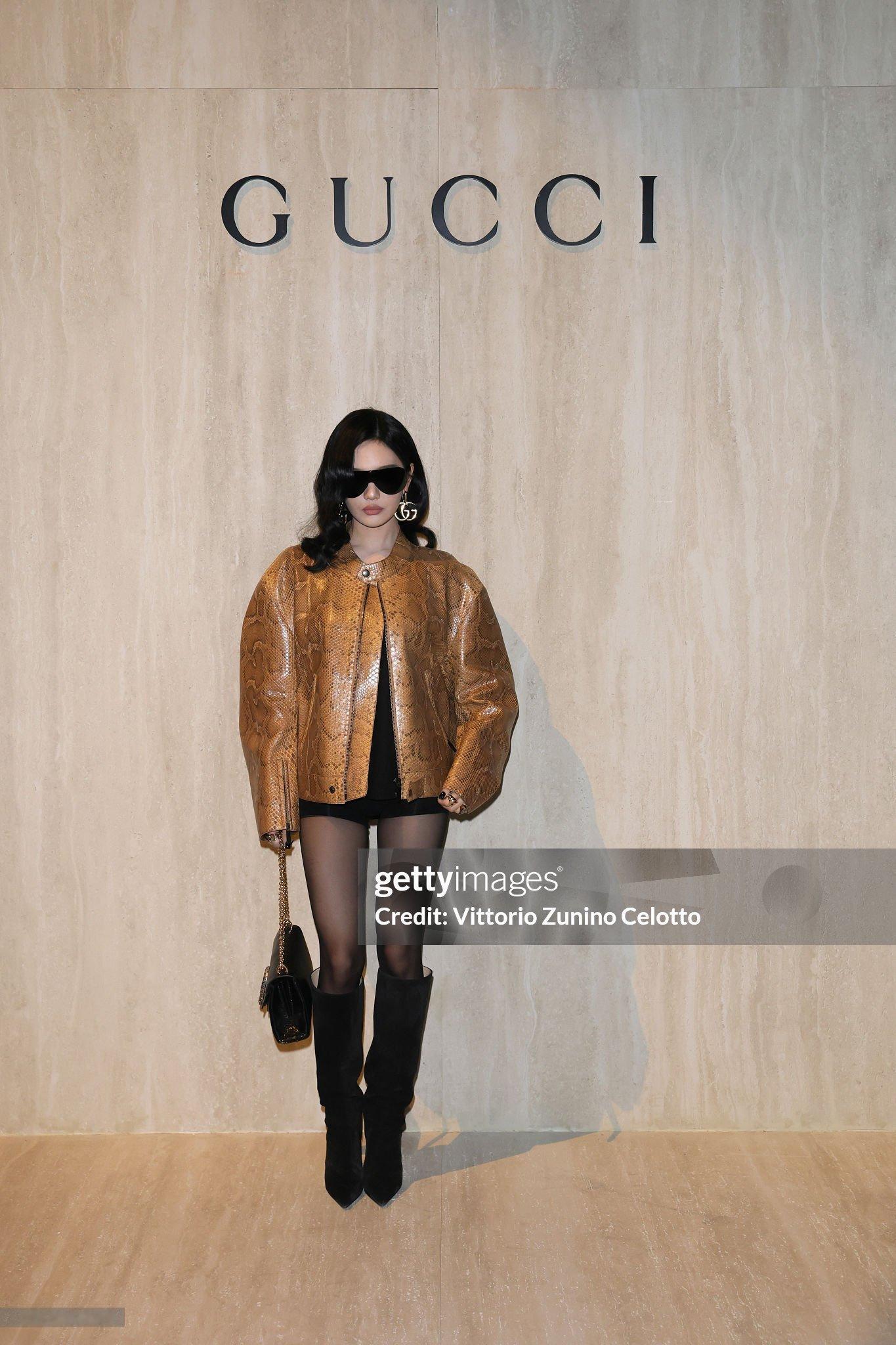 G社生图简直了女王🧎🏻♀️🧎🏻♀️🧎🏻♀️.宁艺卓美趋第一.宁艺卓蛇