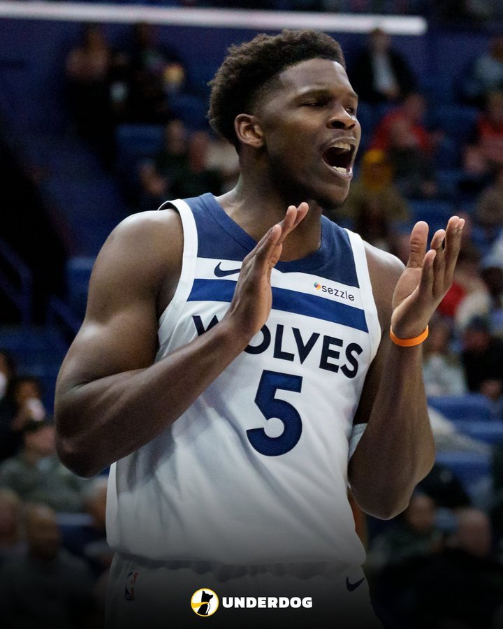 应该问题不大，不过今天爱德华兹休战，右腿酸痛 