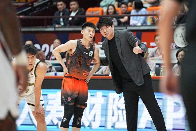 （体育）篮球——CBA常规赛：山东高速不敌辽宁本钢