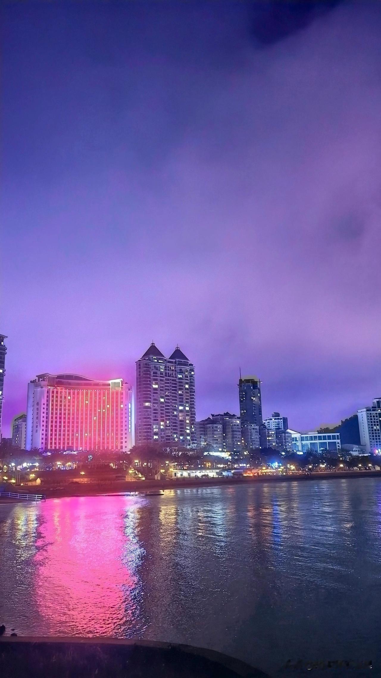 企业如何进行绩效考核?生鲜区主管小陈之前只盯着“当日销售额”，对“叶子蔫了没换”