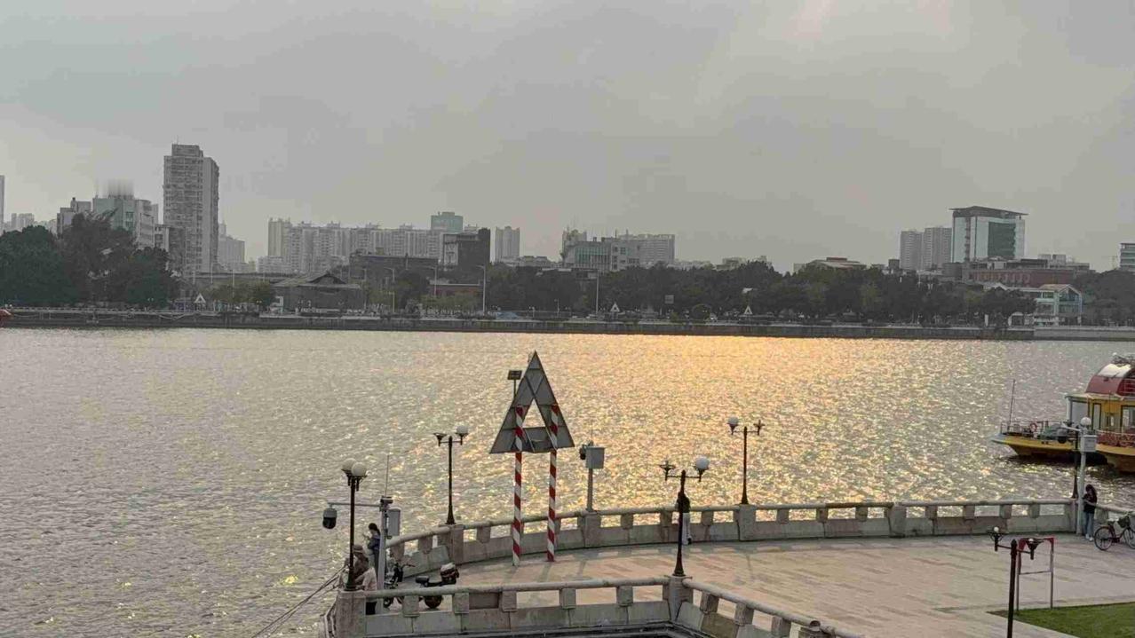 我的今日状态：🏝️旅行度假
我这里的天气：☀️晴天