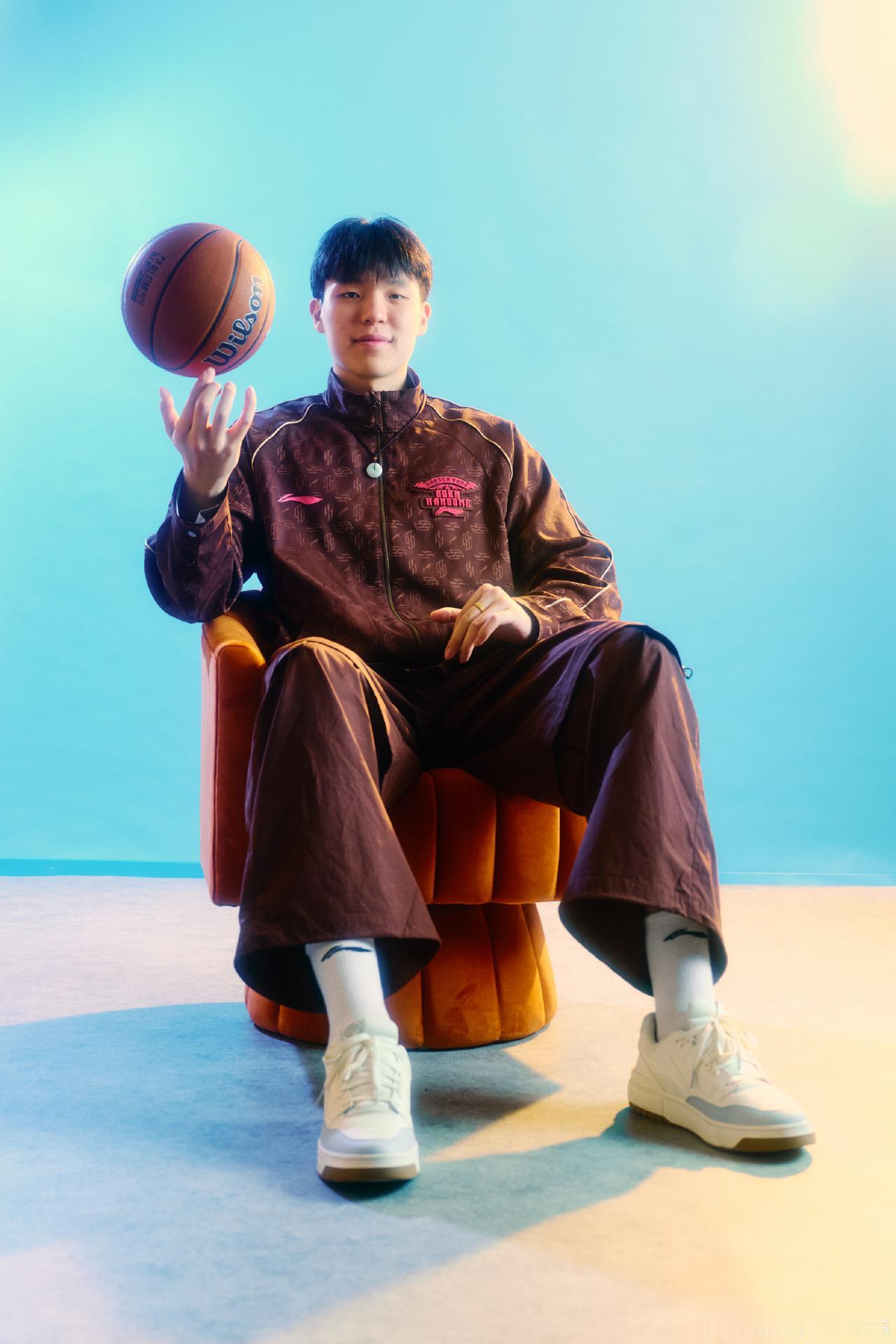 第一次NBA全明星之旅，杨瀚森经历大场面