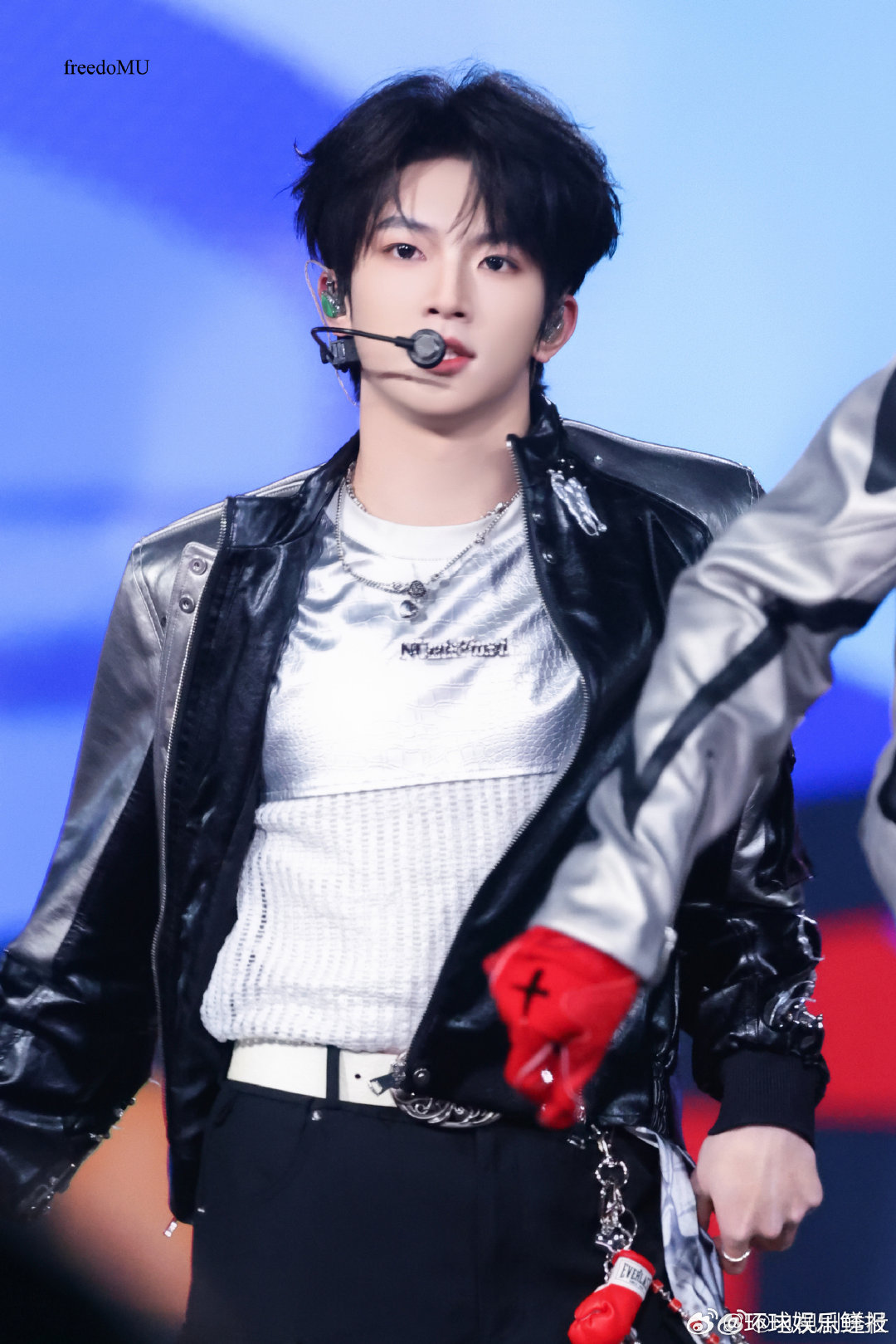 穆祉丞常驻周五晚高疯穆祉丞周五晚高疯常驻嘉宾 官宣锁定！每周五快乐不缺席，少年活