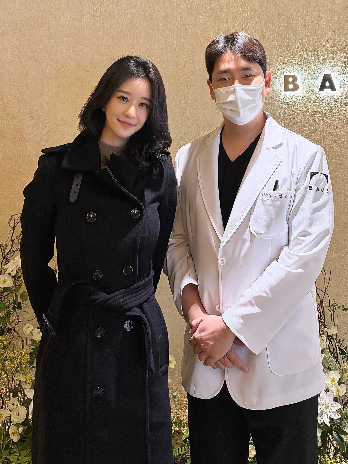 有这么小的头 五官怎么长还重要吗….（可惜这姐五官也是顶级 