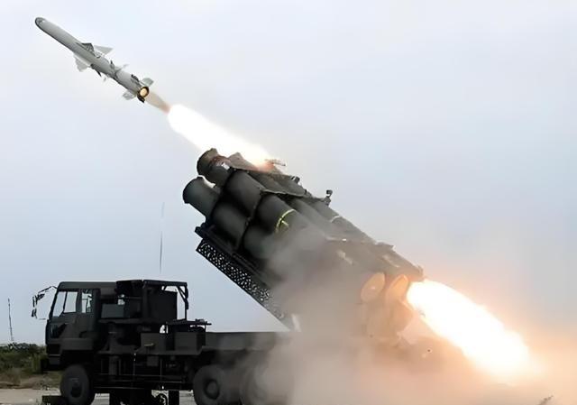 一旦中国动用“核武器”对日本本土实施打击，那么等着中国的将会是来自于半数幸存日本