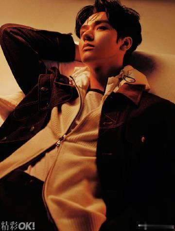 龚俊比OK那是真的很OK 俊俊比OK，清新感扑面而来，阳光般明亮，手势轻巧又自然