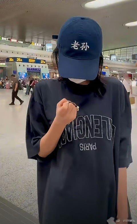 孙怡到底有几顶老孙帽子孙怡有几顶老孙帽子 孙怡到底定制了多少老孙帽子 