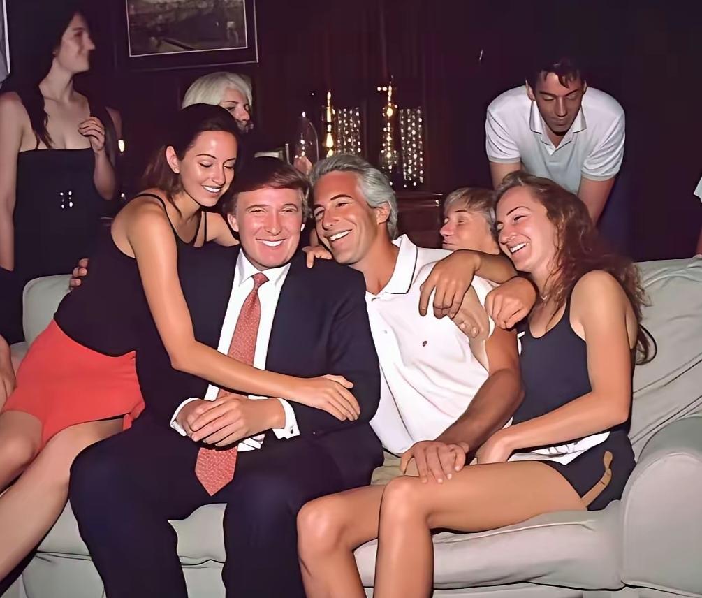 为什么西方上层阶级有时出现反常理的支持以色列呢？

大家发现没有，号称中东“小霸