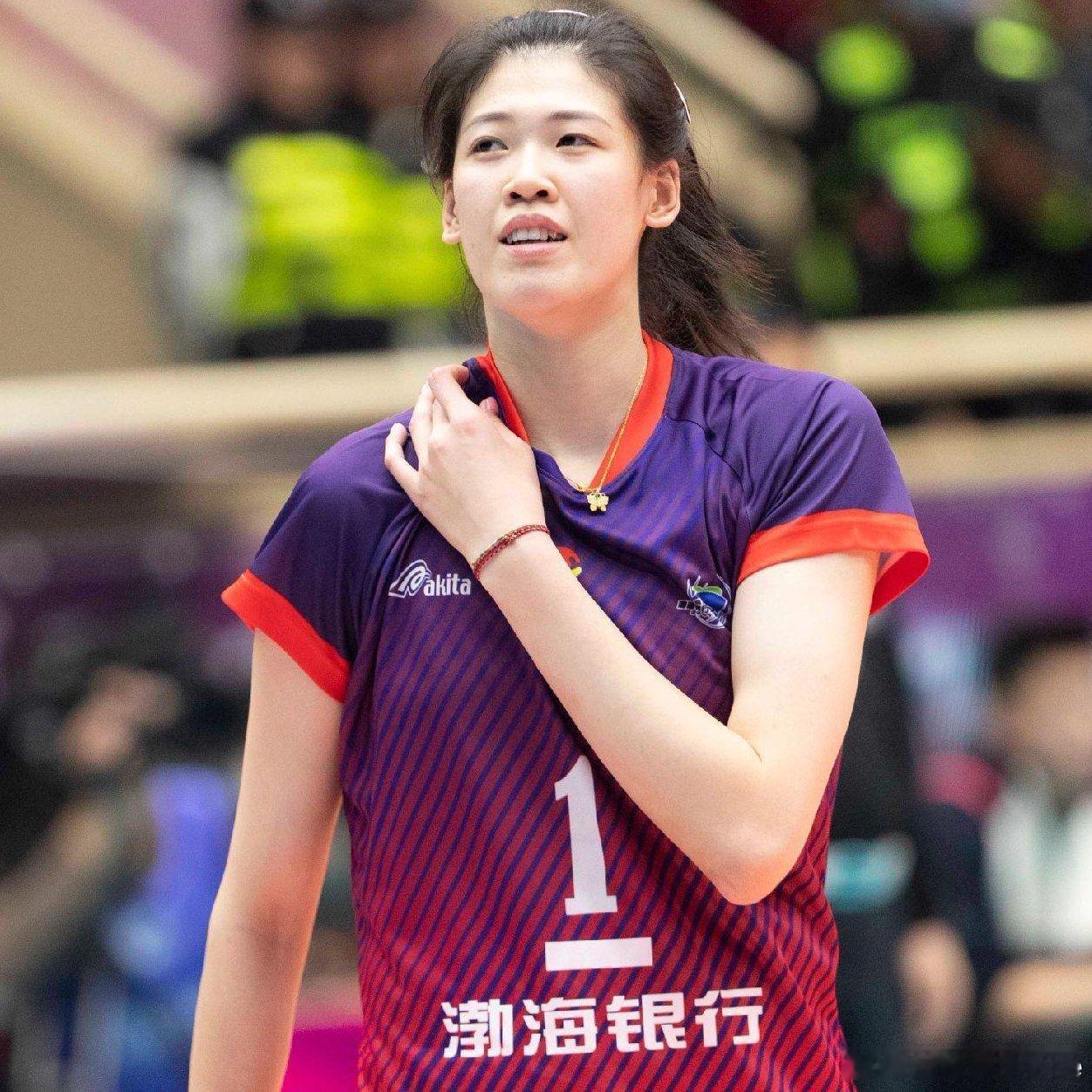 🏐 欧、亚各大女排联赛截至目前得分榜的领跑者：📍 中国排球超级联赛（截至17