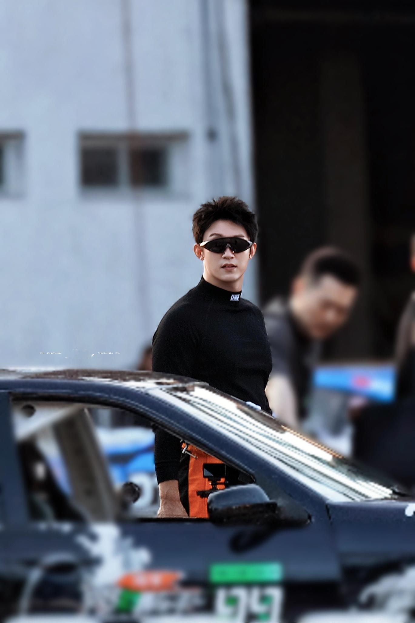 主任级别看服装模特认男明星淘宝品牌超级大使黄景瑜 ​​​