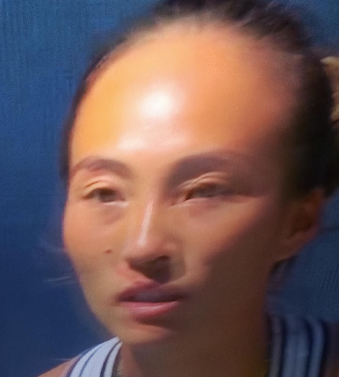 遗憾止步八强！郑钦文先下一城遭逆转，莱巴金娜赢球登顶世界第一？
       北