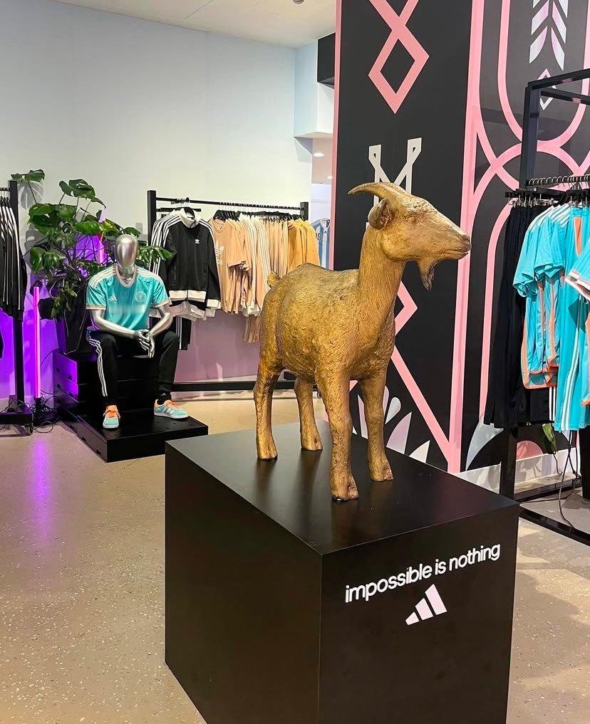 🐐迈阿密的adidas商店😉 梅西[超话]  