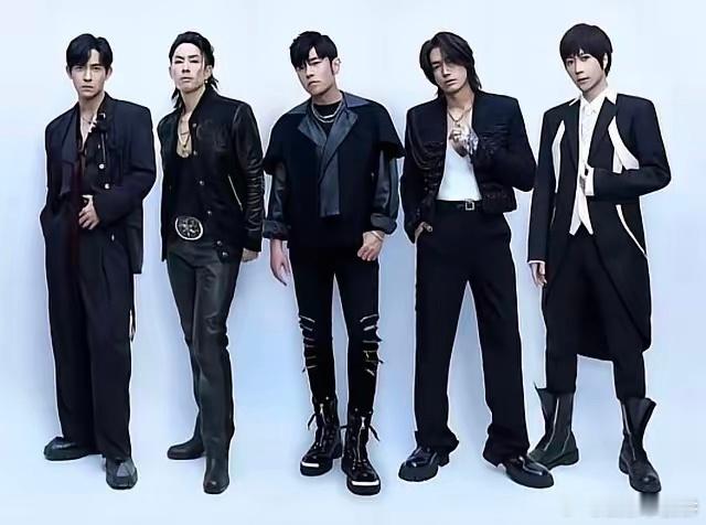 朱孝天退出F4，我忍了阿信加入F4，我也认了，现在周杰伦也来凑热闹，我是真的忍不