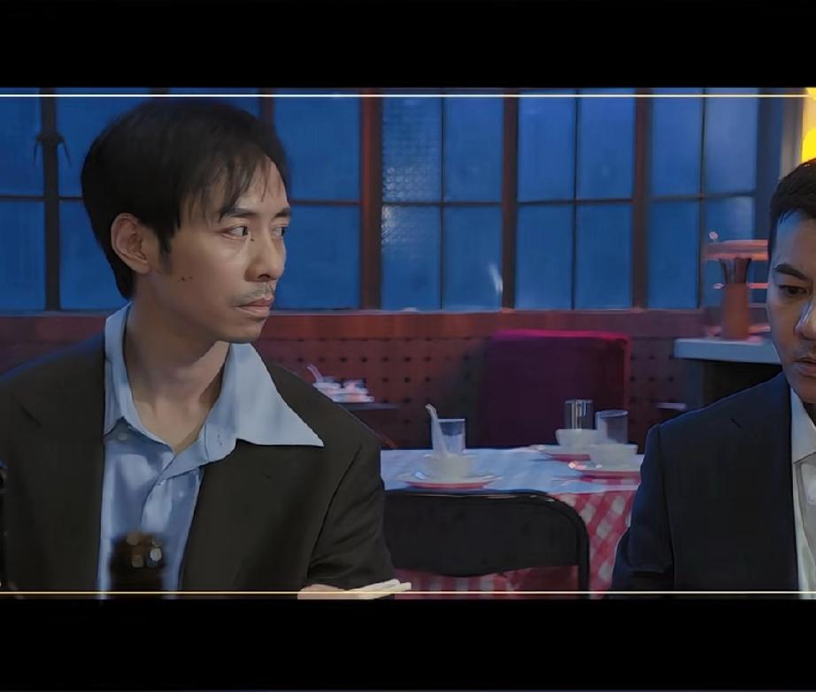 吴镇宇夸后舍男生，张伦硕要紧张了

没想到黄艺馨演技这么好，就吃东西盯着一个地方