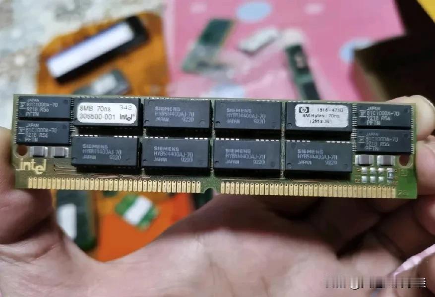 英特尔遗珠：那些年，我们未曾留意的内存情怀

提及英特尔，大多数人首先想到的便是