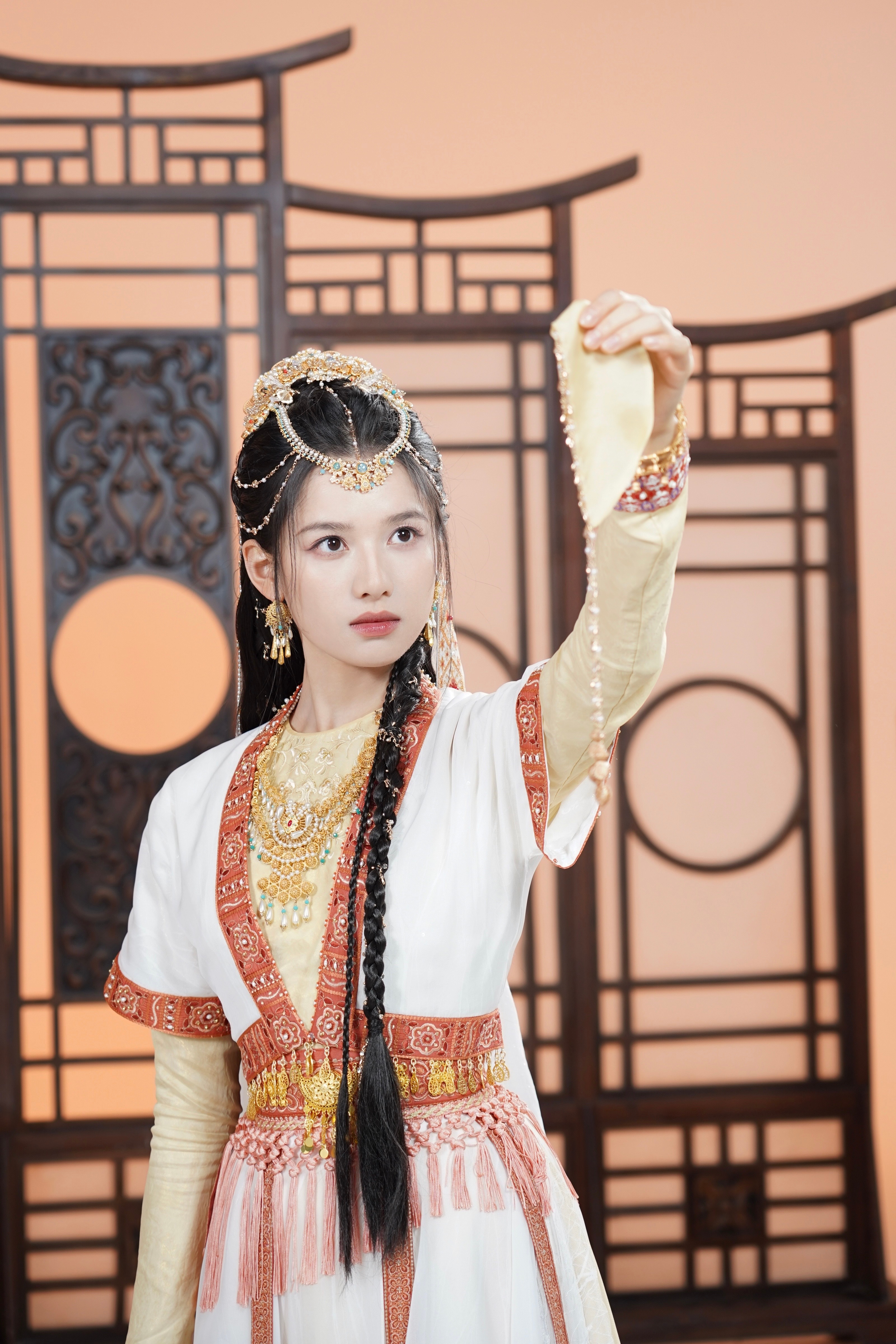 张婧仪 在复制粘贴的时代，你是手写的诗