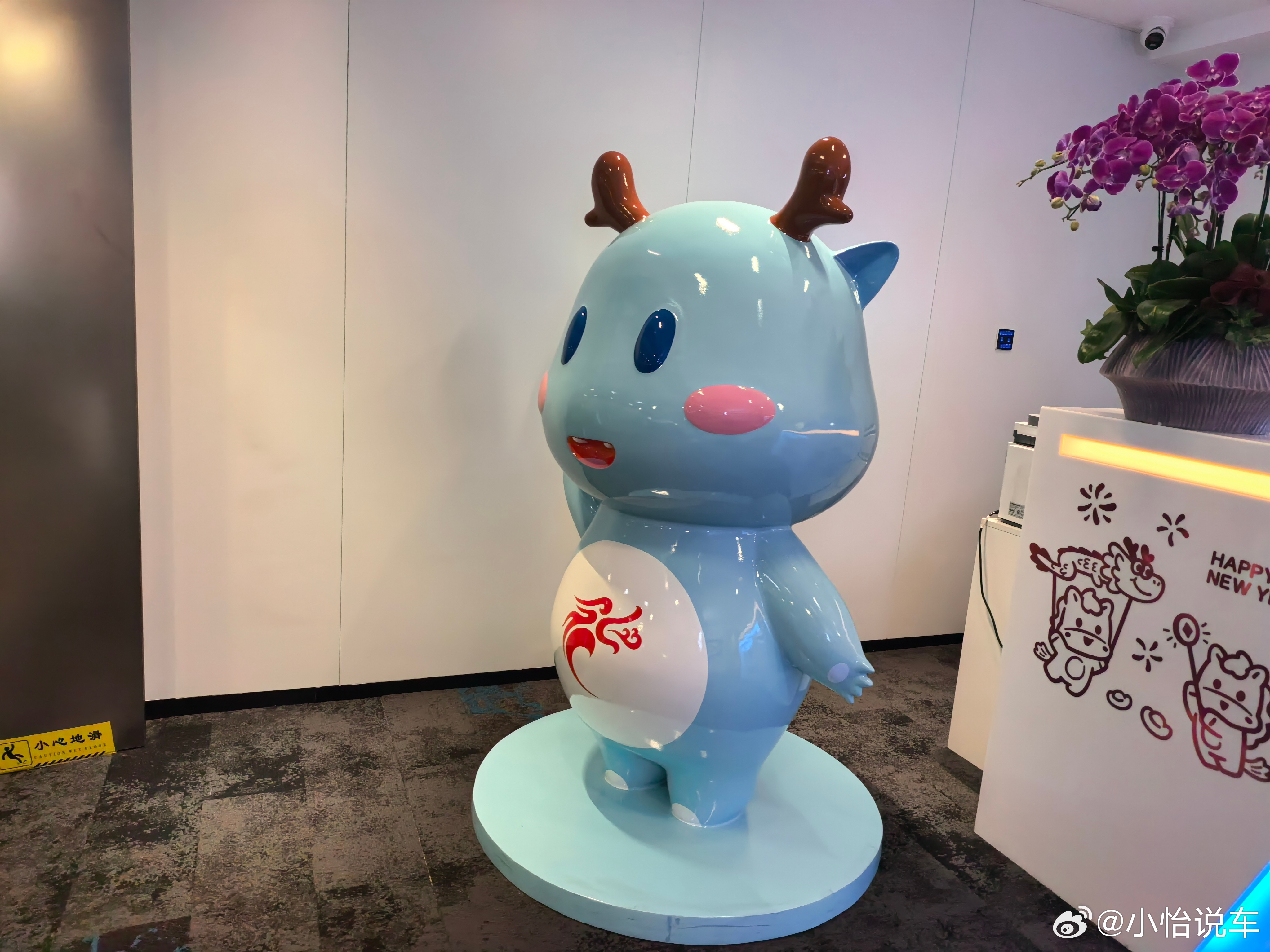 离登机还有 20 分钟我赶紧到长隆航空贵宾厅吃个早餐人是铁饭是钢一顿不吃饿得慌你