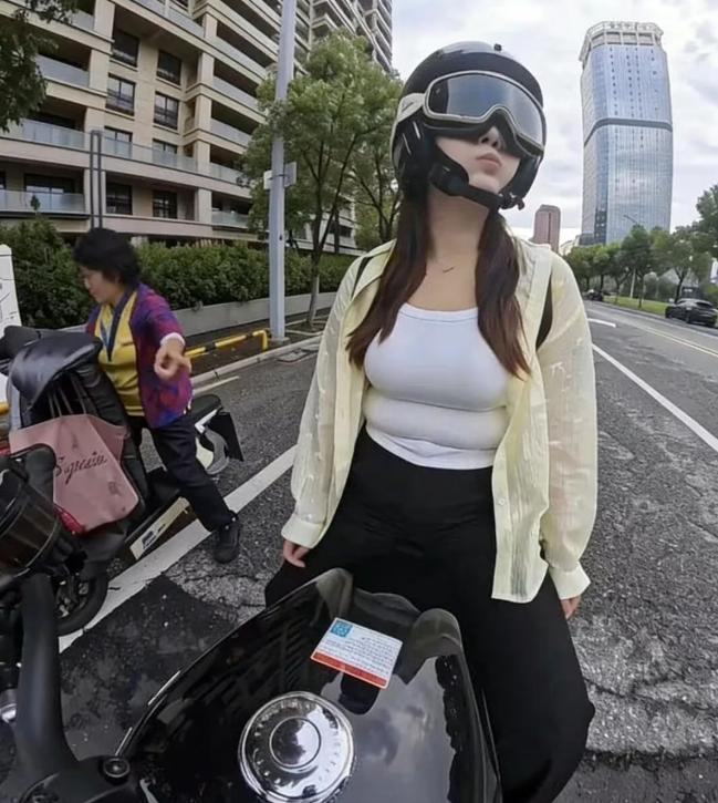 就喜欢这种有肉肉的女生