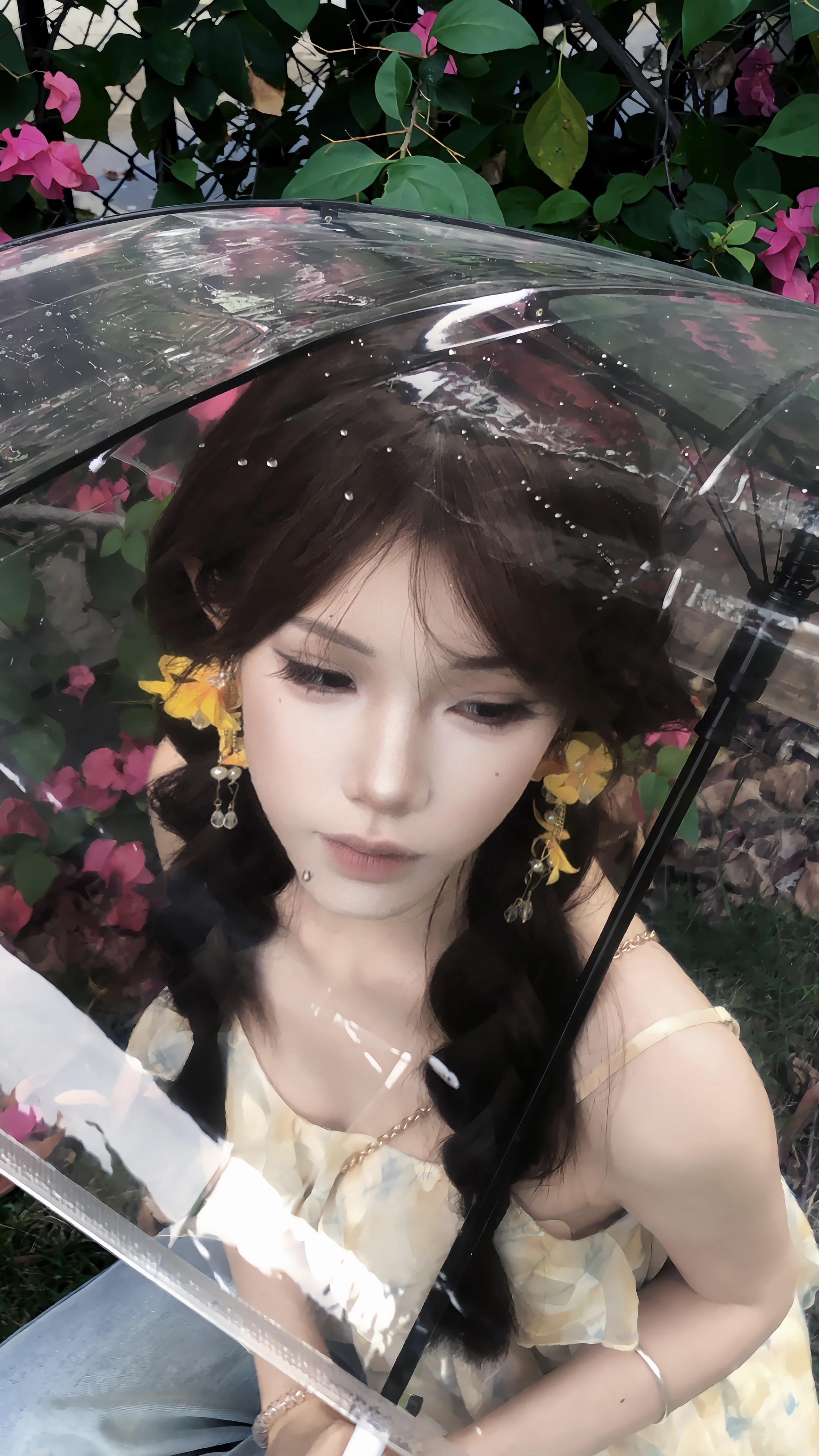 你是好女孩儿 睡安稳的觉 穿好看的衣服 做漂亮的美甲 去想去的地方 做...