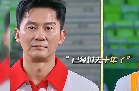 这个地球上我最看不懂的人
就是李晨了！
越来越不对劲，快50岁，十年如一日的坚持