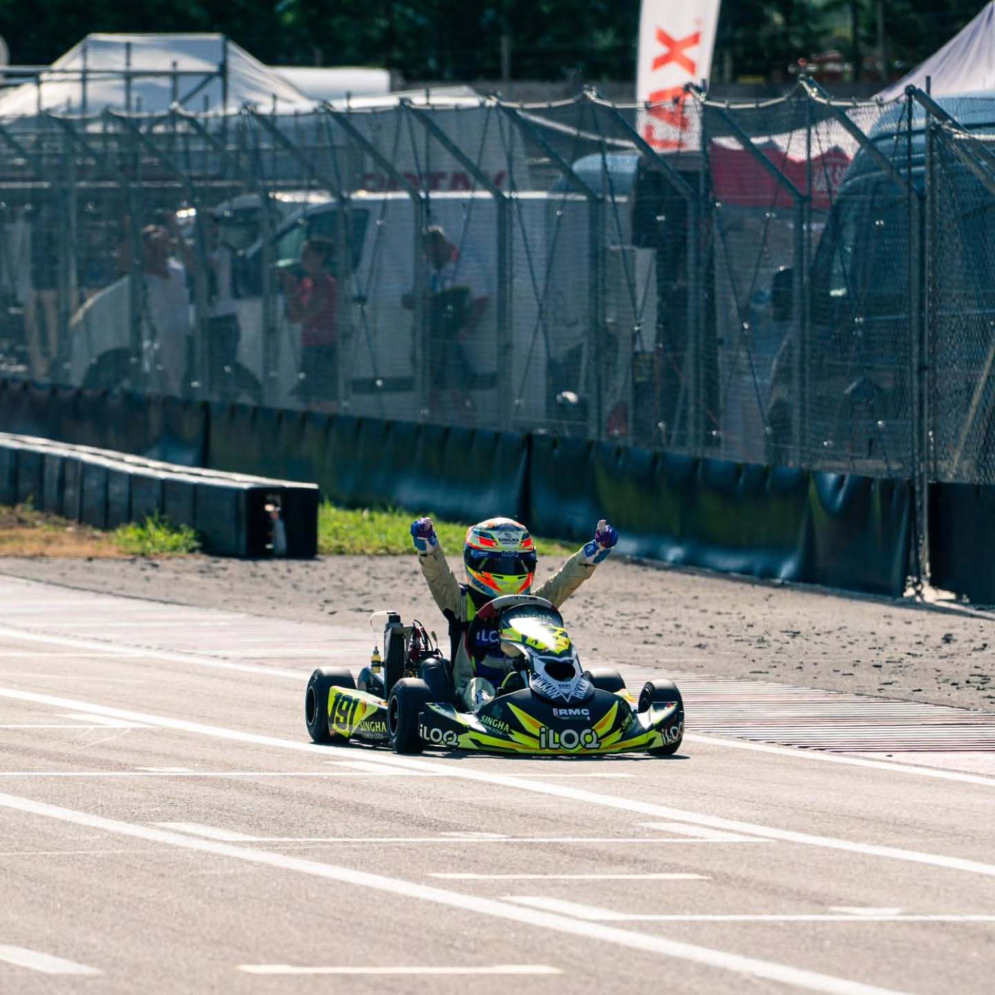 莱科宁[超话]   肉饼ins: P1 in qualifying, heats