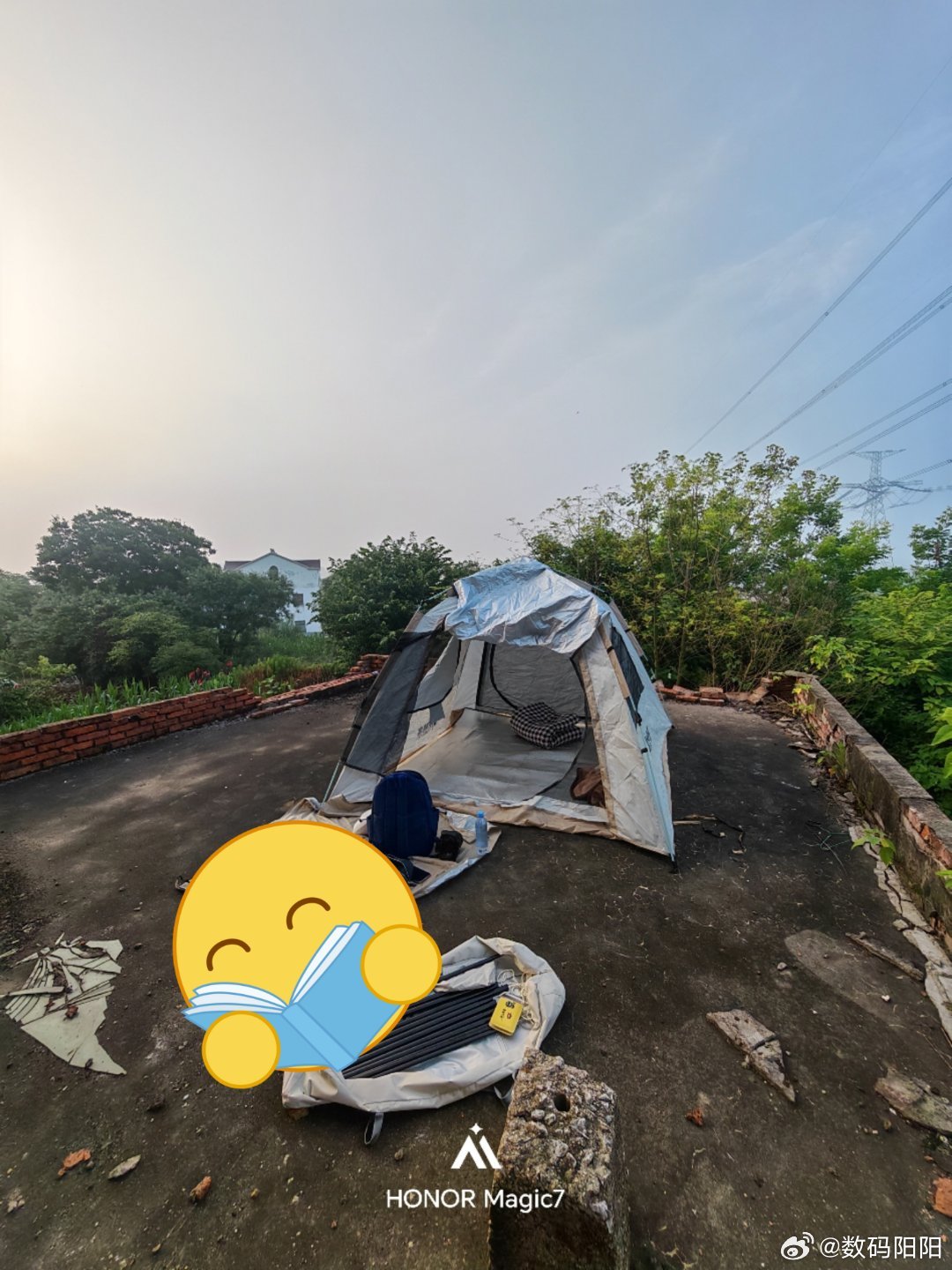 这个露营地咋样？小时候夏天经常在外面乘凉，不知不觉就睡着了，现在在外面反而睡不着