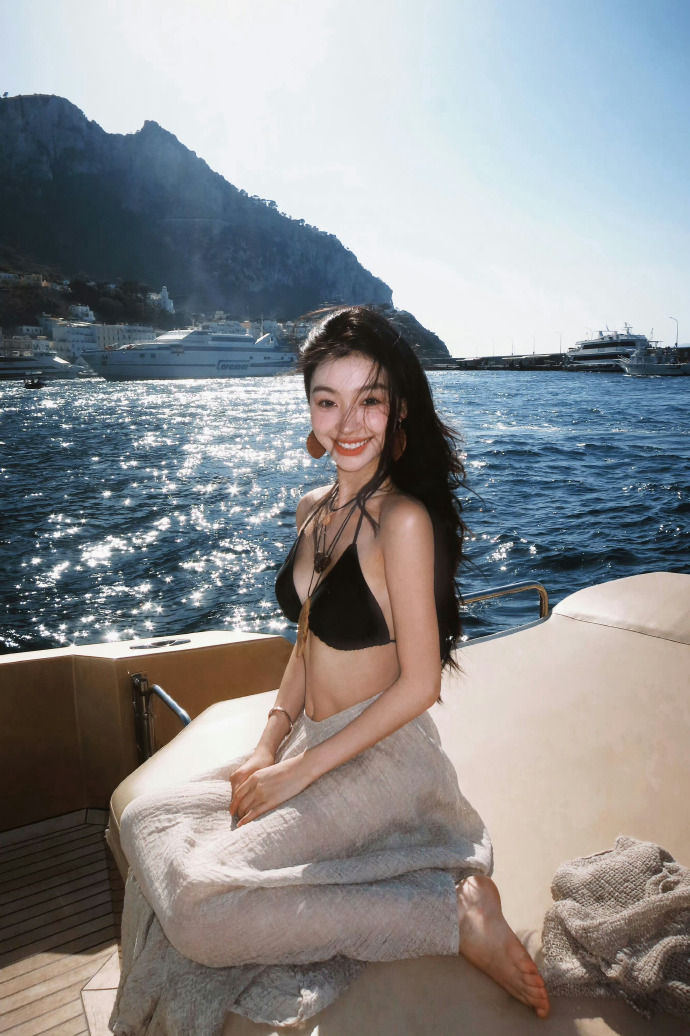 易梦玲83斤易梦玲 