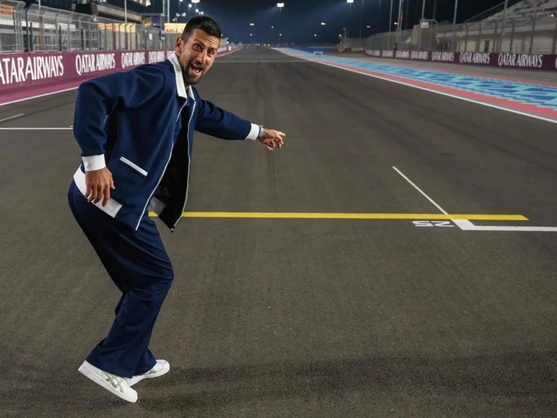 德约科维奇 老父亲还记着他的25去卡塔尔搞活动，当所有人哪怕他的球迷都只把他当做