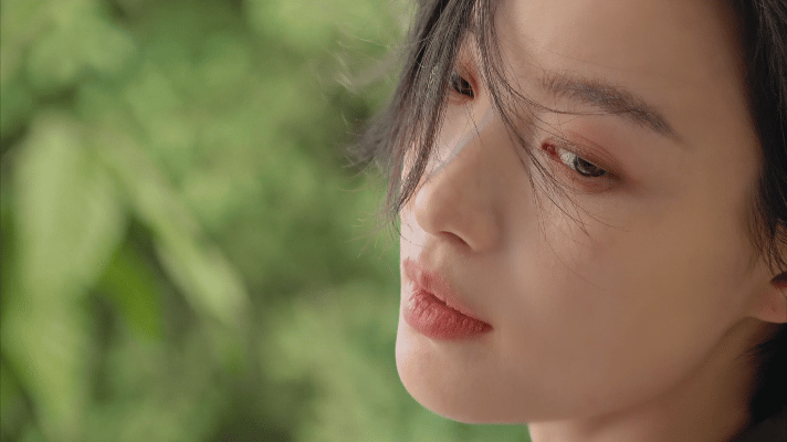 广州的风很懂倪妮的美🎬风一吹倪妮就有电影感了倪妮这支短片太有电影感了。。🍃把