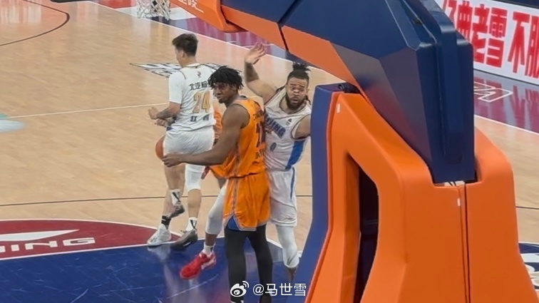 终于等到白边对麦基 