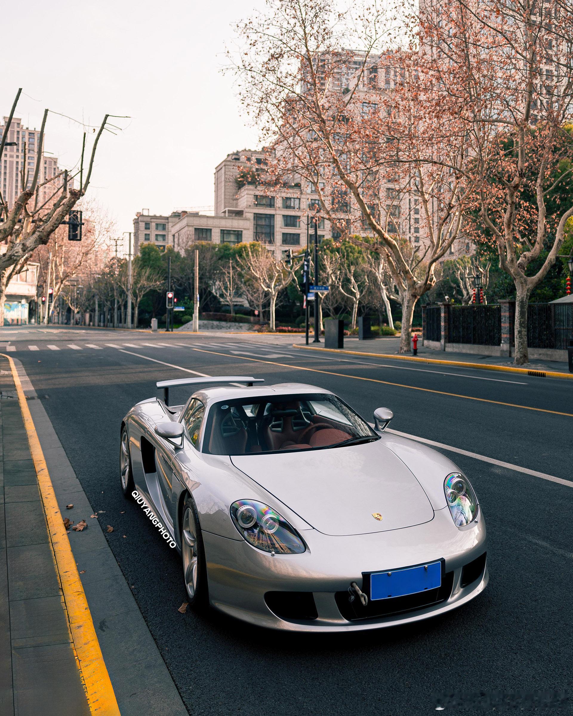 Porsche Carrera GT  cars01豪车拍  静静地停在上海街头