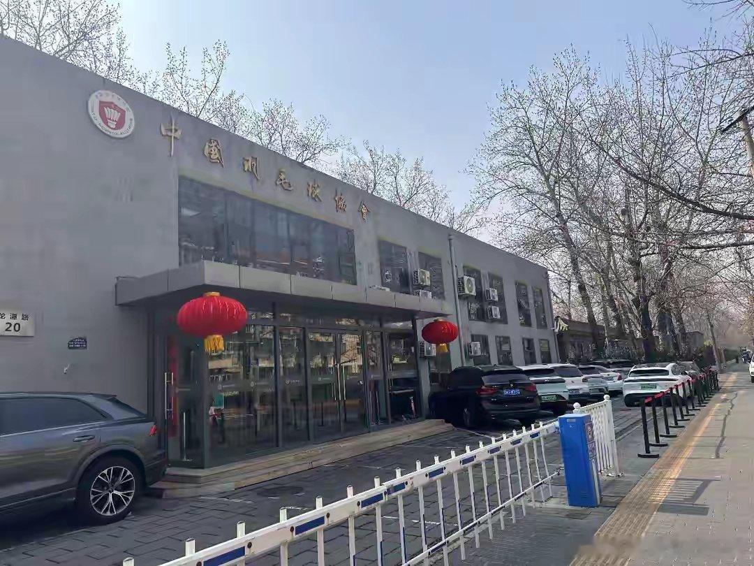 两届奥运冠军、中国羽毛球协会主席张军“失联”两届奥运会羽毛球混双冠军、中国羽毛球