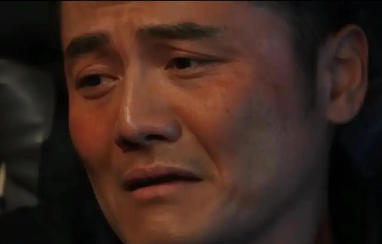 追剧《以法之名》  感觉万宏非常愚蠢！他和陈胜龙对话时无言中说漏了嘴，陈胜龙好贼