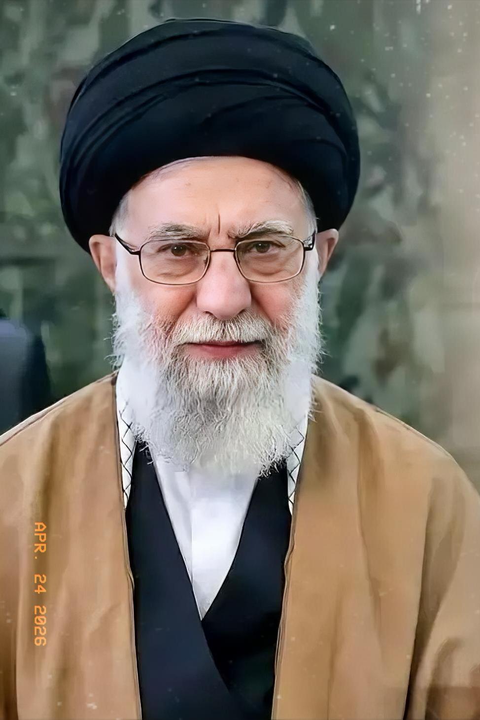 伊朗传来的消息！

4月24日，伊朗军队总司令哈塔米在社交媒体上放话了，说伊朗军