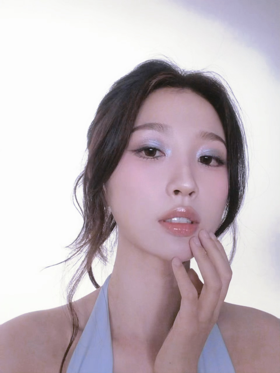 这个千禧辣妹 轻轻松松美翻咯 ​​​