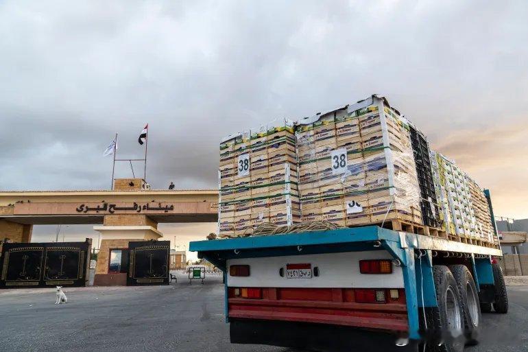 以色列阻止援助进入加沙的“双重用途清单” 国际难民组织高级倡导者娜塔莎·霍尔告诉