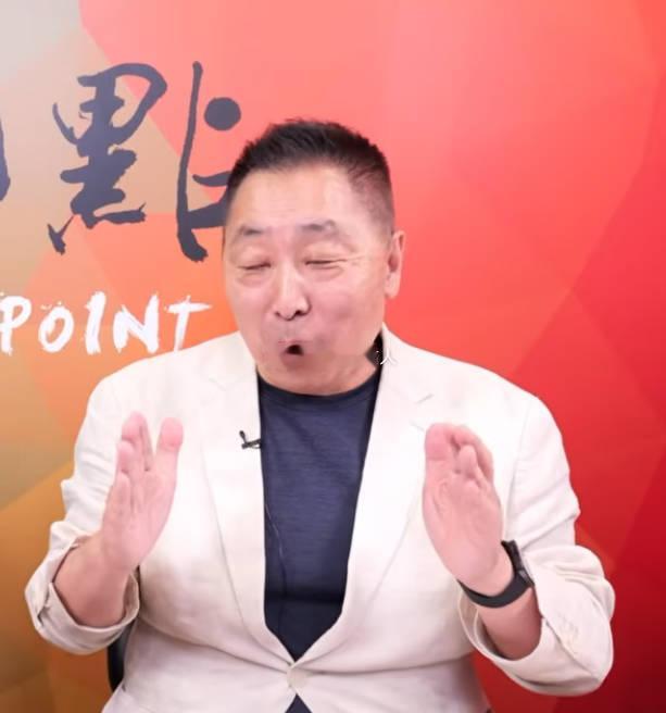 唐湘龙今天说，我订阅了一些推上反贼的账号~~其实不说我们也能猜测出来，或者说不订