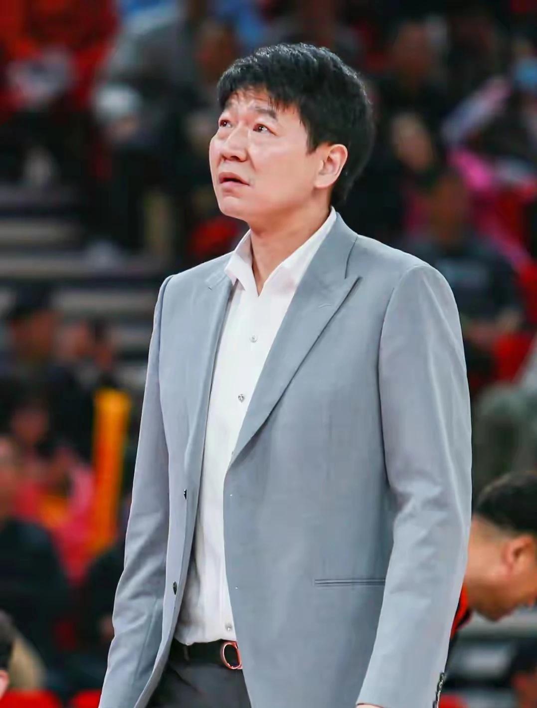 CBA20位主教练能力排行榜 : 邱彪第一，杜锋郭士强前五，阿的江垫底，蜂子第一