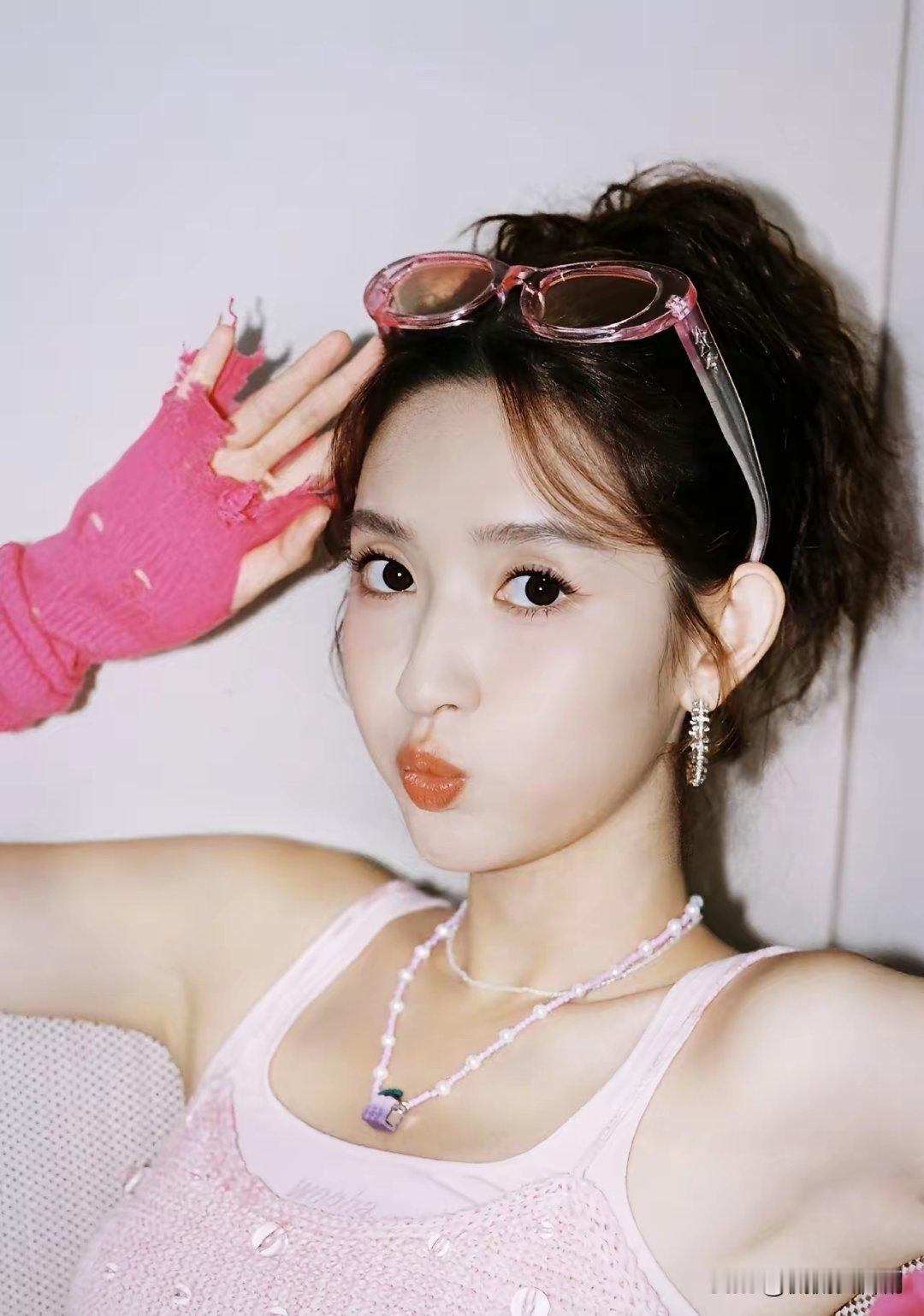 王玉雯演技别看王玉雯剧里剧外看似大大咧咧但来头可一点不简单难怪搭档的男演员一个比