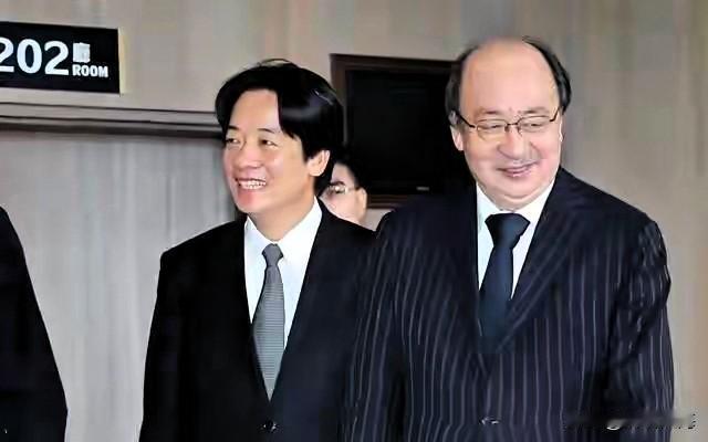 柯建铭迫于舆论压力终于憋不住了！罢免惨败后闷声许久，对着陈水扁一句话捅破民进党遮