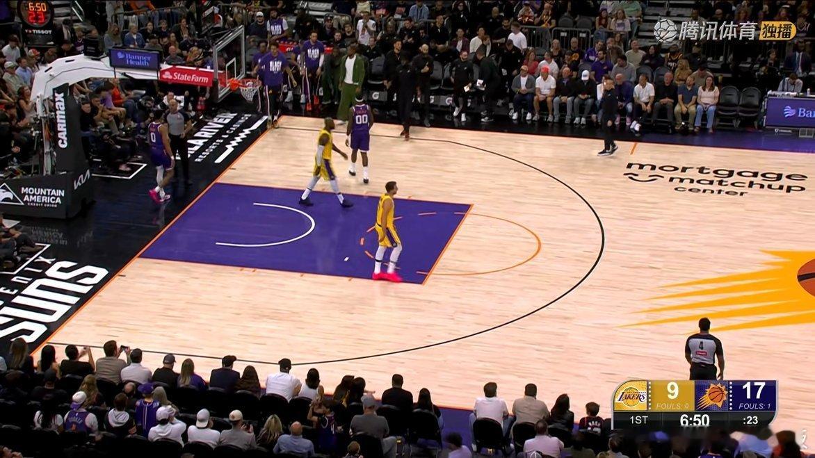 开局湖人9-17落后太阳湖人vs太阳