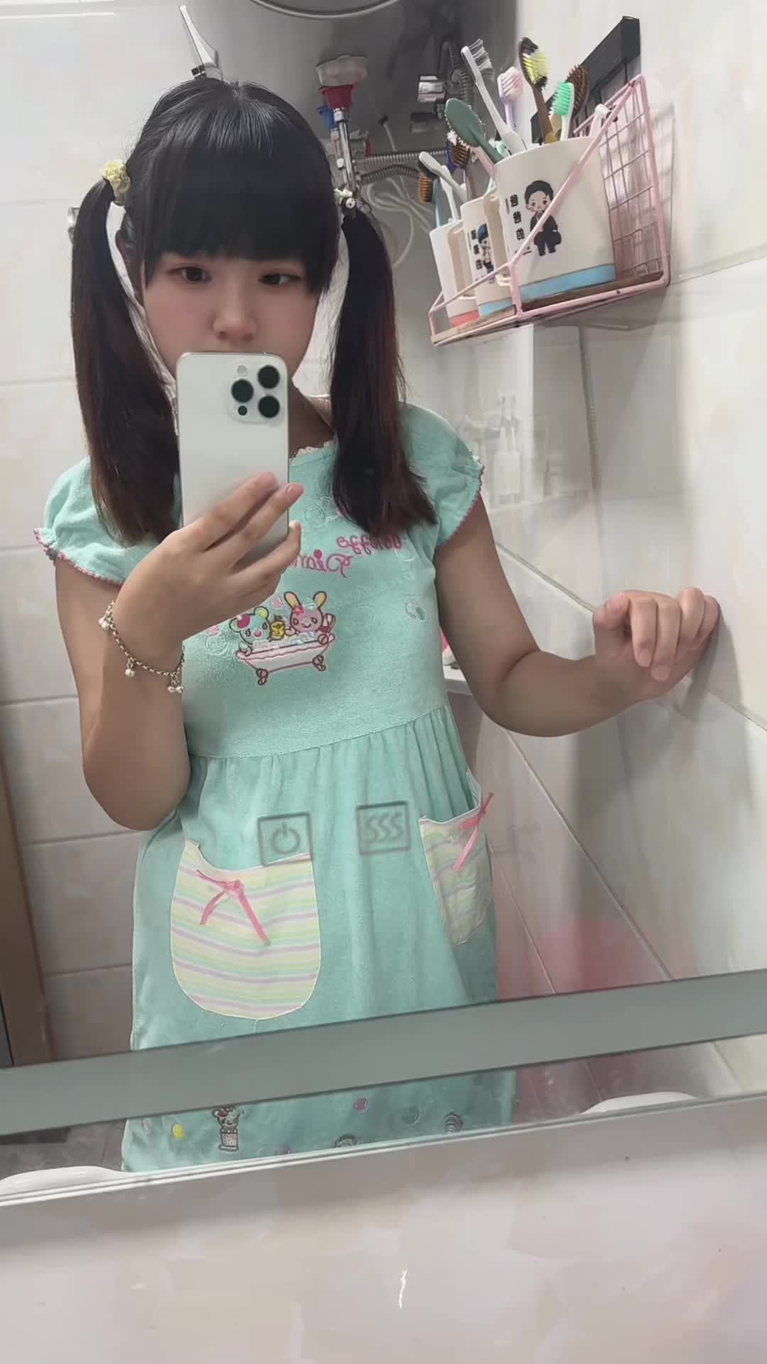 就因为我很高大，所以你就不喜欢我吗