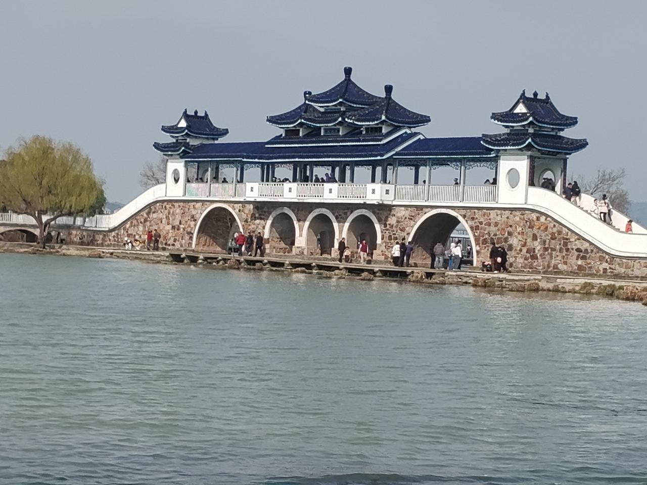 徐州市只有国家电网，大多数农电工变成国家电网合同工。