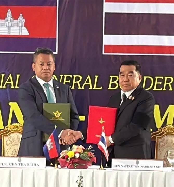 当地时间12月27日上午，柬埔寨和泰国代表召开边界总委员会第三次特别会议，双方在