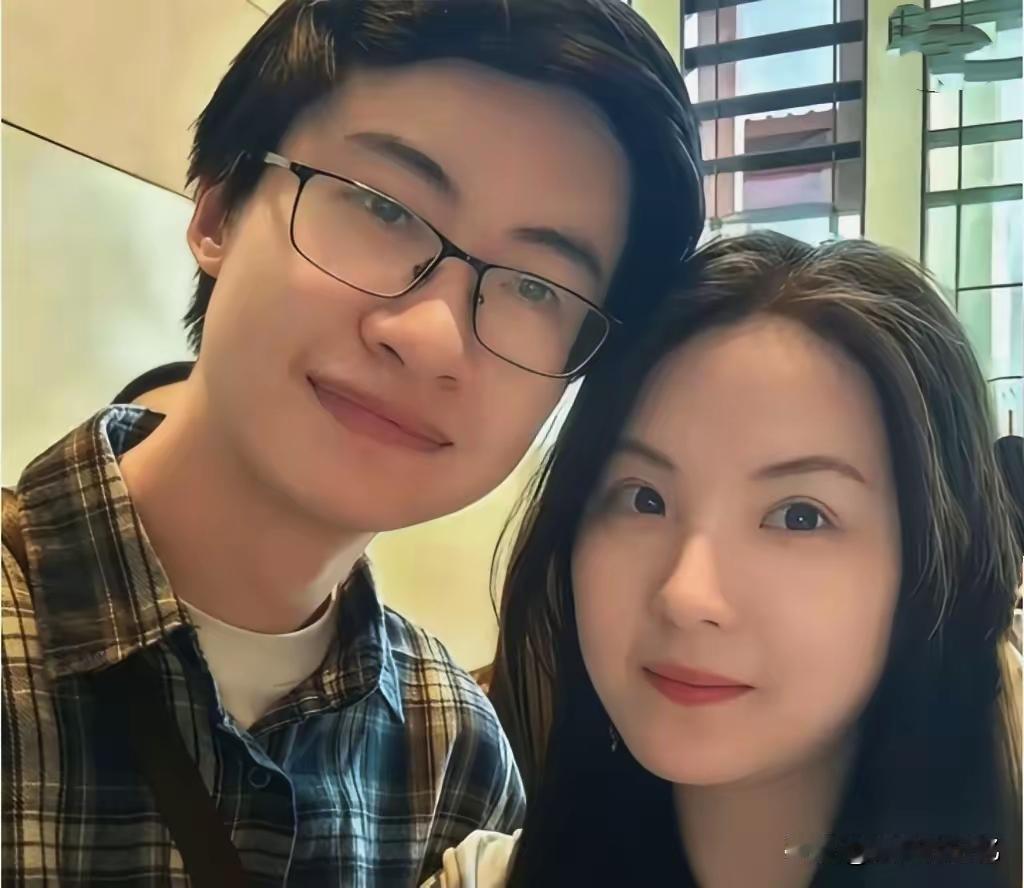 庞众望：我一直非常关注他的成长，从家徒四壁高分考上清华大学，从清华学子到科研人员