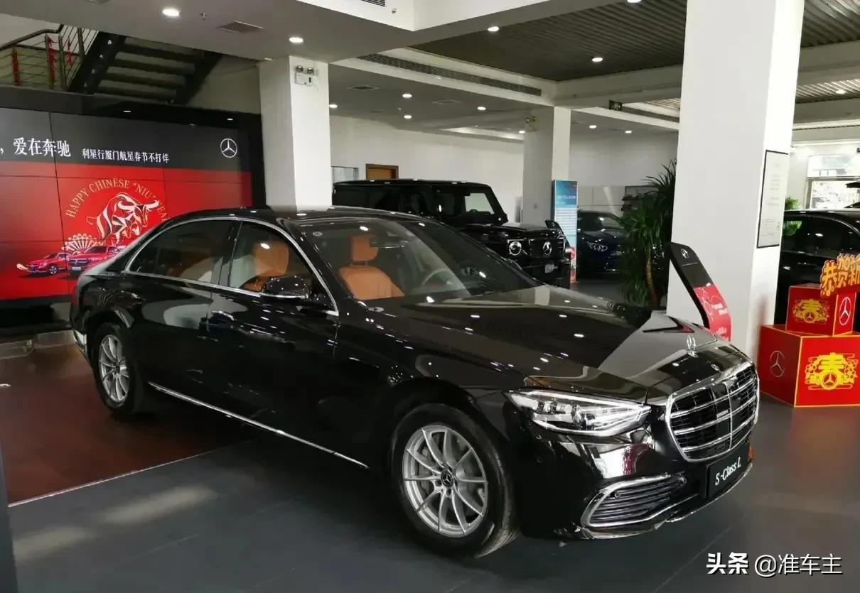 这新款S级入门起来完全不给老板面子啊！
配个18寸轮毂，加韩泰轮胎，255/50