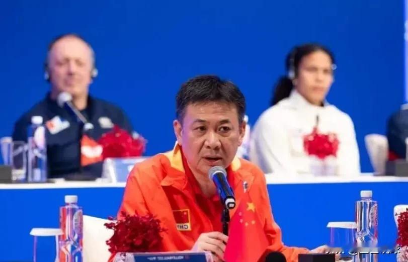 太惨了！女排大败给意大利后，预测蔡斌会这么总结[玫瑰]
1. 意大利确实实力在我